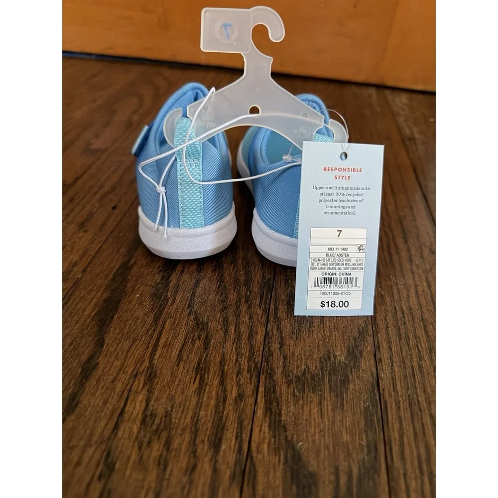 Cat & Jack Unisex Toddler Light Blue Slip-On Water Shoes Size 7 NWOB Mesh Top